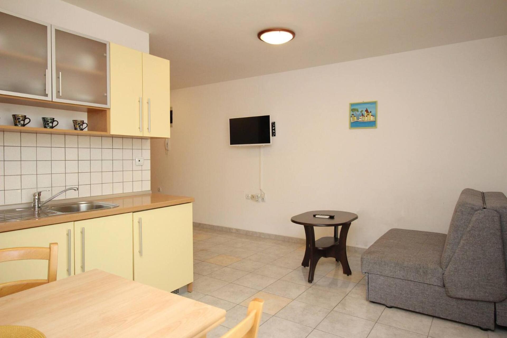 Apartments Knezevic Baška Eksteriør bilde